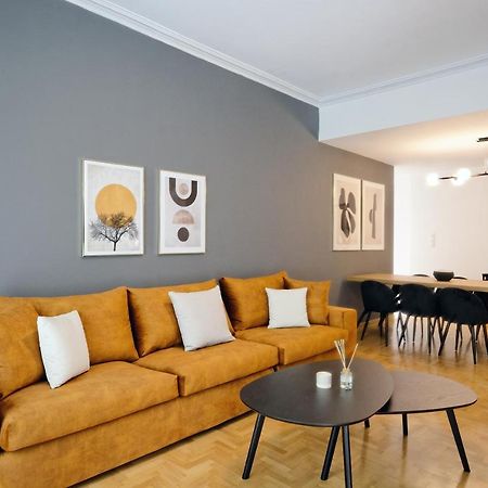 Elegant Big Apartment In Athens Center With Balcony Kültér fotó