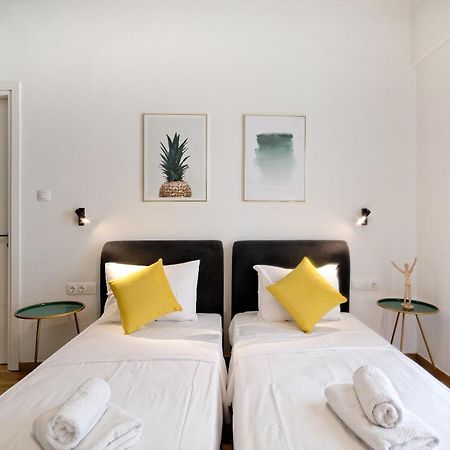 Elegant Big Apartment In Athens Center With Balcony Kültér fotó