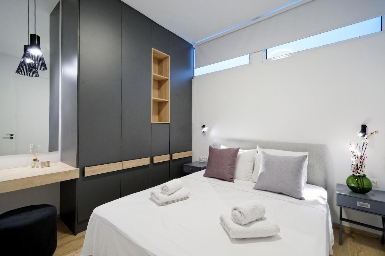 Elegant Big Apartment In Athens Center With Balcony Kültér fotó