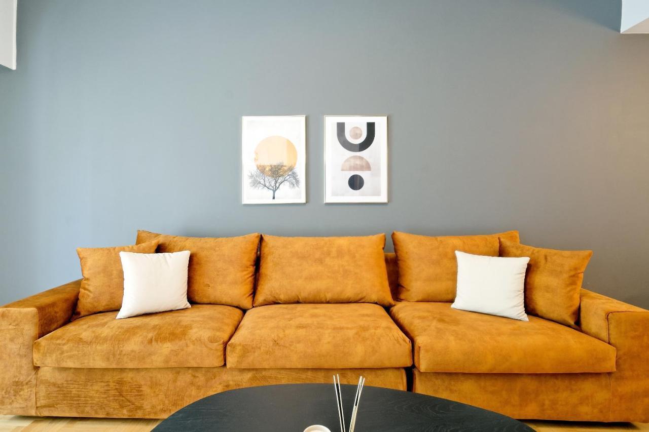 Elegant Big Apartment In Athens Center With Balcony Kültér fotó