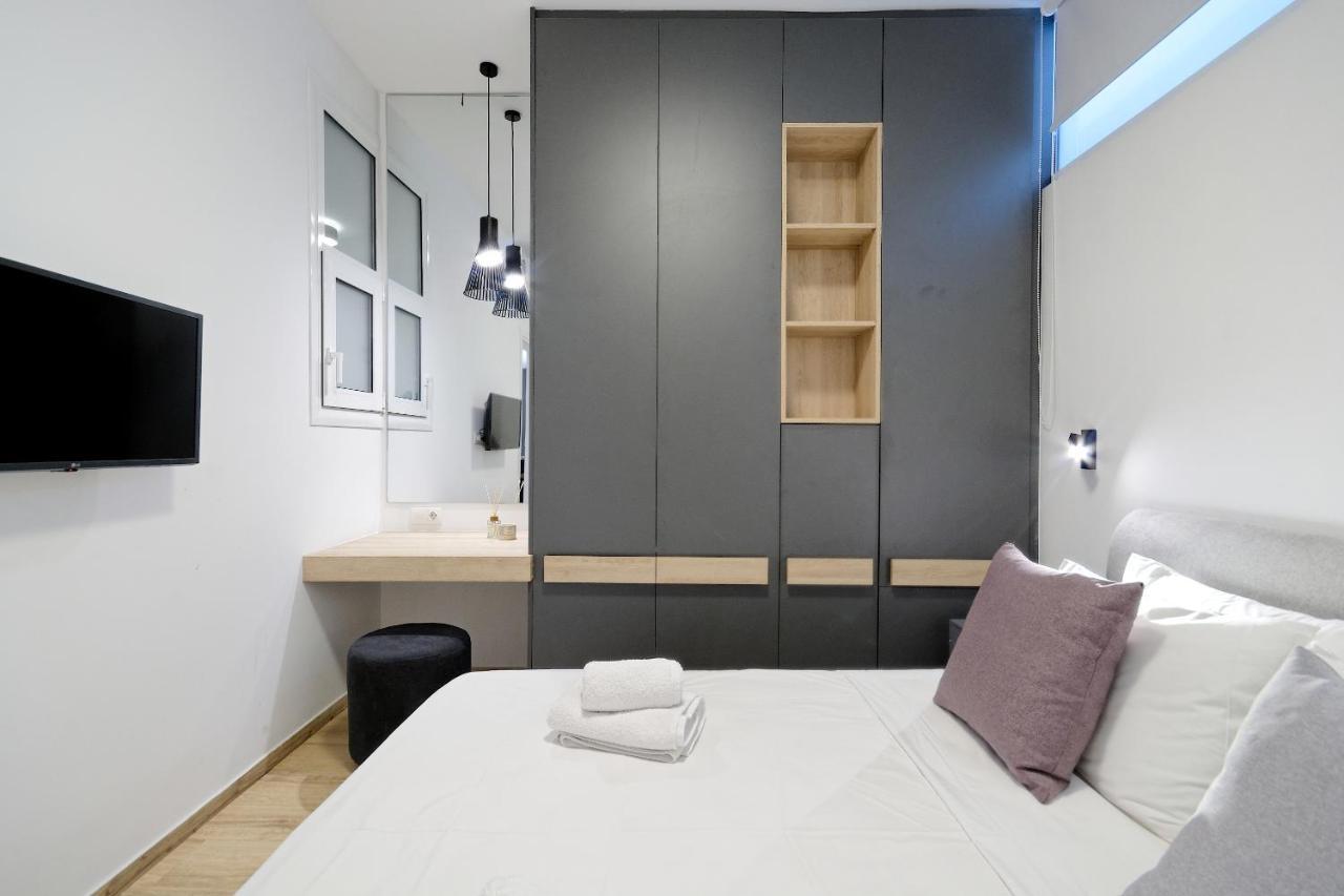 Elegant Big Apartment In Athens Center With Balcony Kültér fotó