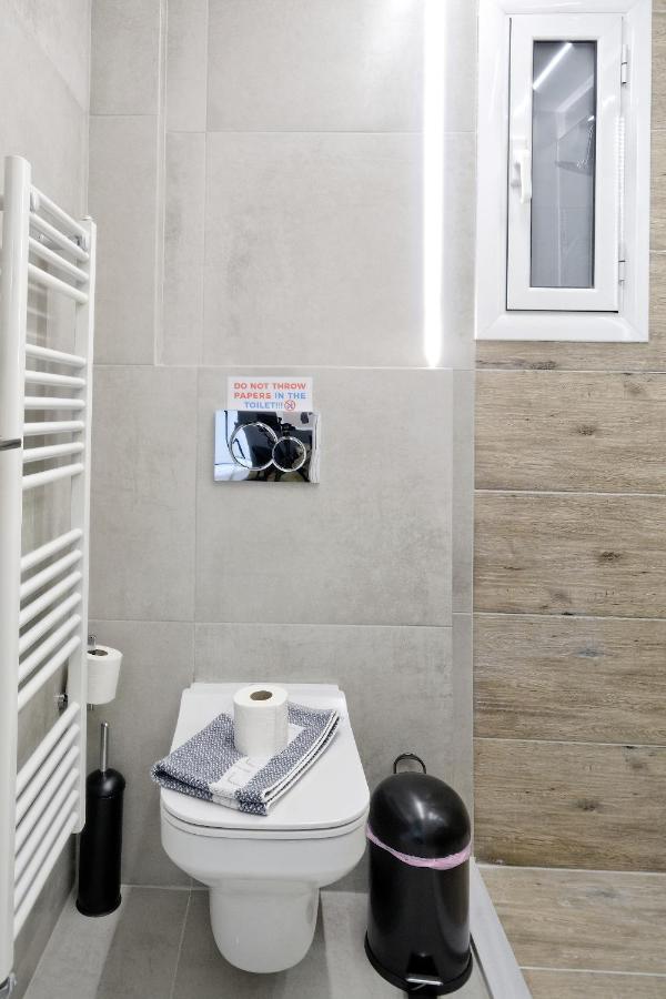 Elegant Big Apartment In Athens Center With Balcony Kültér fotó