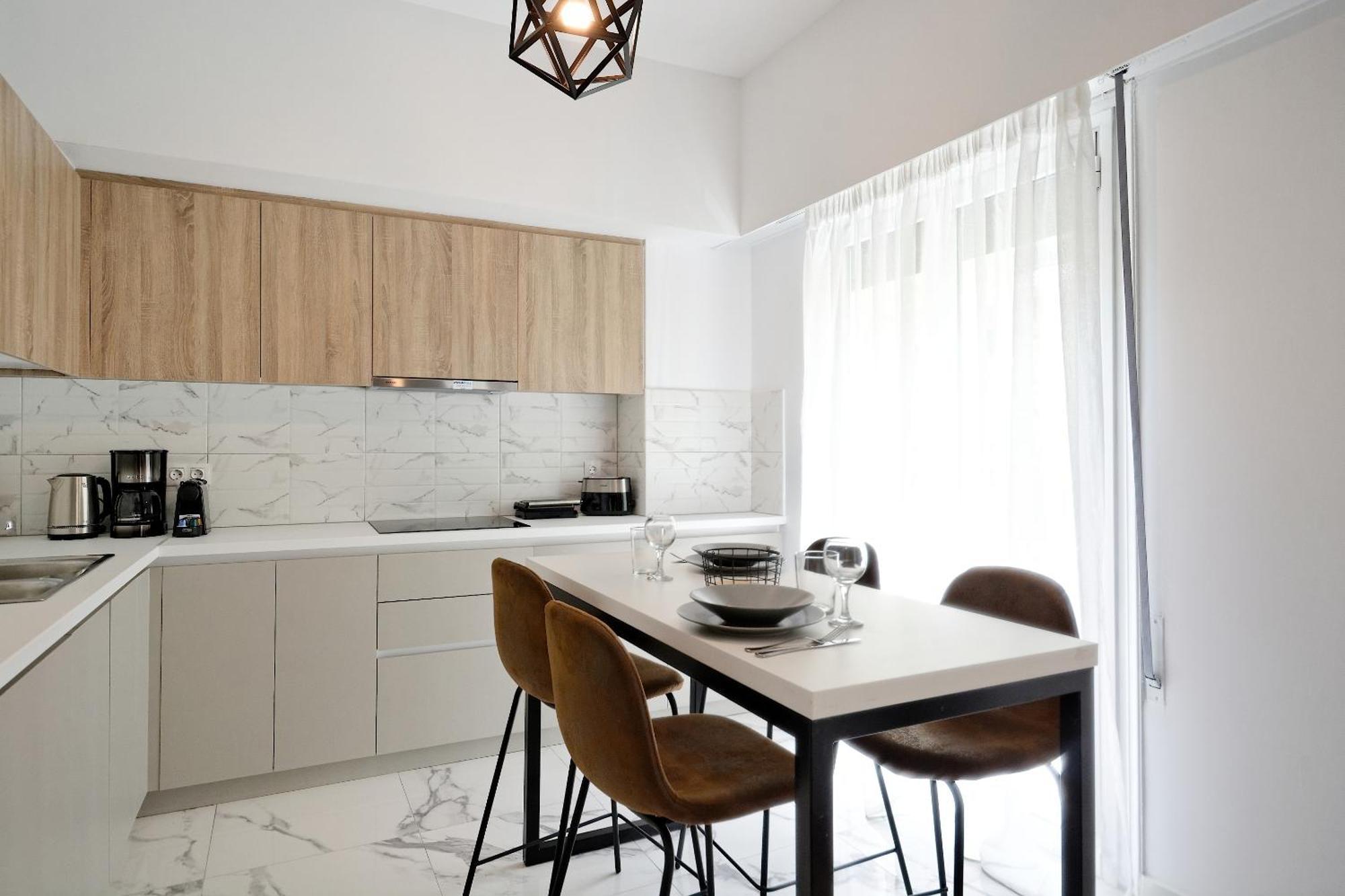 Elegant Big Apartment In Athens Center With Balcony Kültér fotó